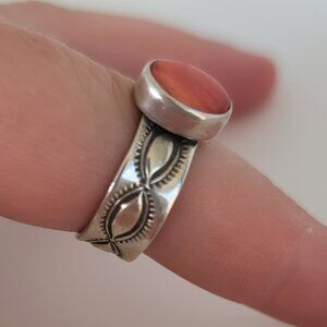 Spiny Oyster & Sterling Ring
